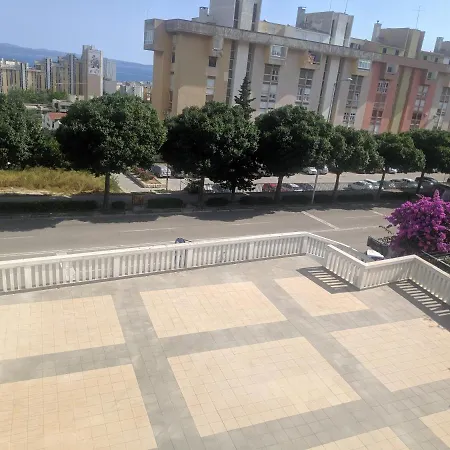 Ac With 2 Bedrooms And 2 Bathrooms-free Private Parking Apartamento Split